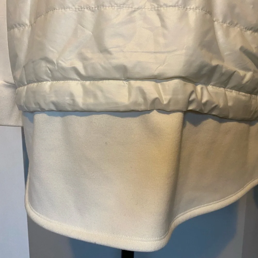 Light weight Jacket - Picture 7 of 9